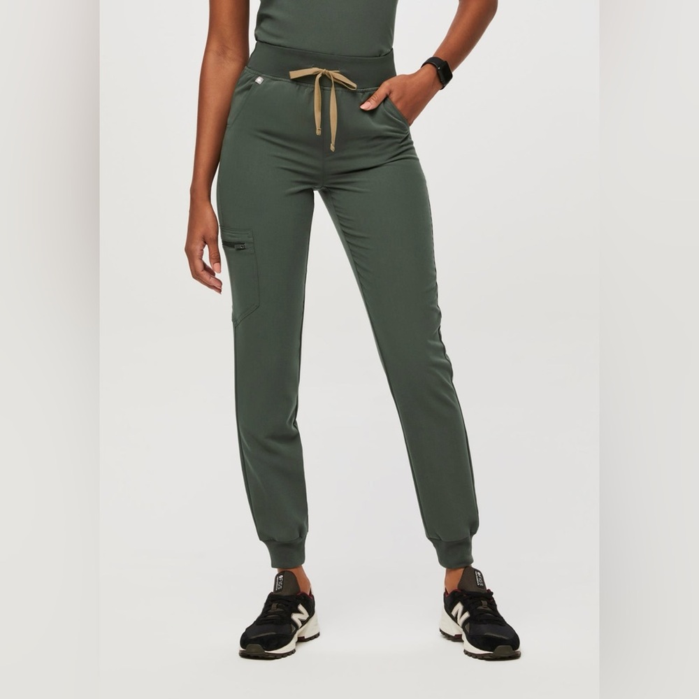 FIGS High-Waisted Zamora Jogger Scrub Pants, Moss, XXS-Petite